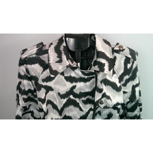 Kenneth Cole Animal Print Belted Jacket Women's Medium - Picture 4 of 8